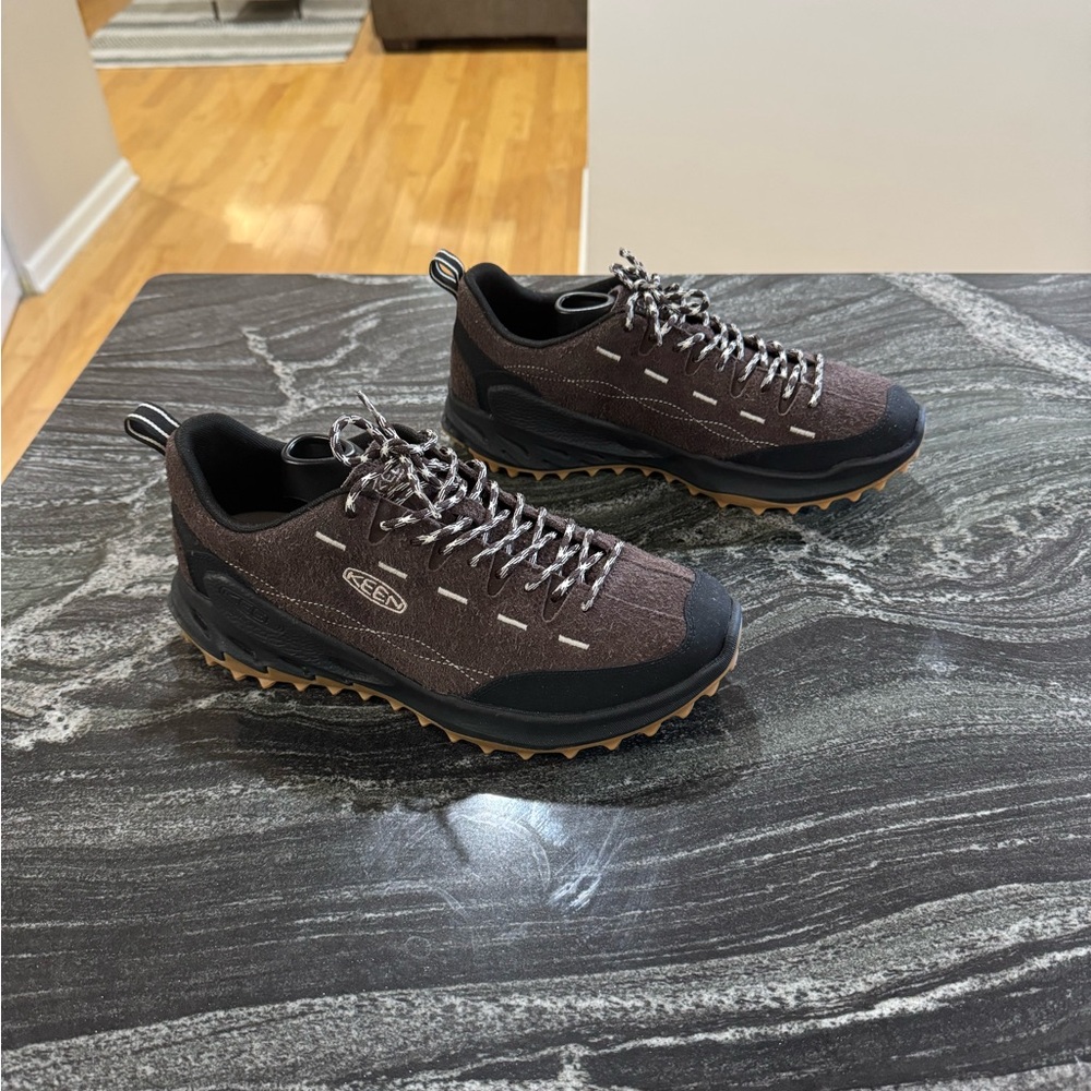 Keen Jasper Zionic NWOT